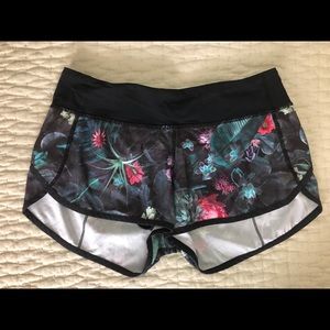 Lululemon Speed Short